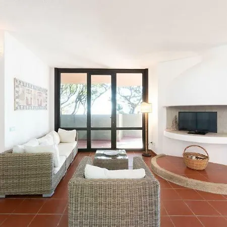 Sleeps 6 Wifi
