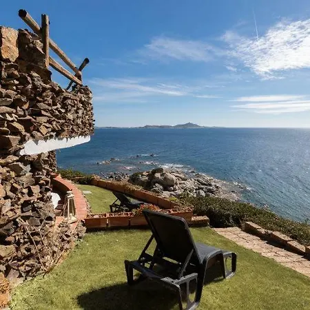 Villa Sleeps 6 Wifi