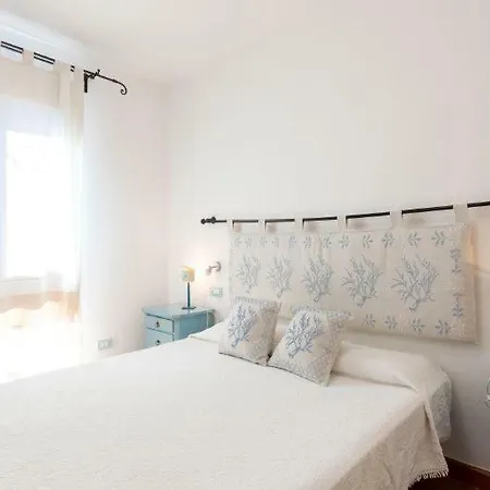 Sleeps 6 Wifi