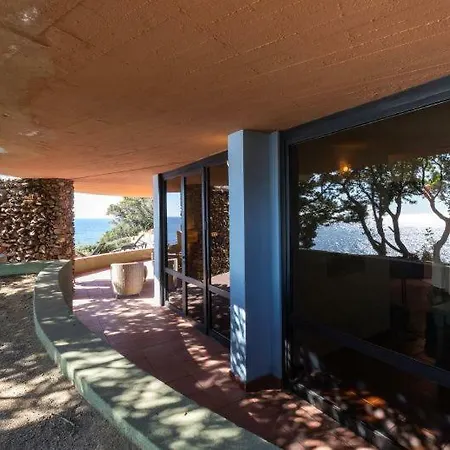 Villa Sleeps 6 Wifi *