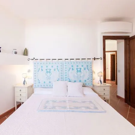Sleeps 6 Wifi Villasimius