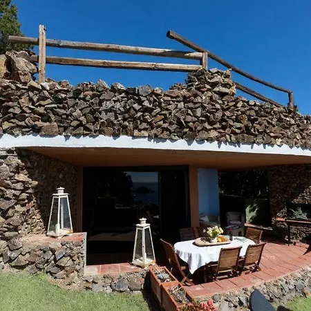 Sleeps 6 Wifi * Villasimius